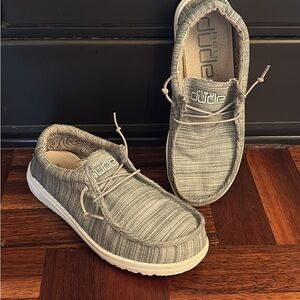 Hey Dude Wally Youth Slip-On Shoes in Linen Stone Gray